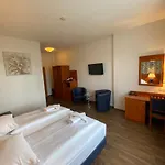 Atrium Charlottenburg Otel Berlin