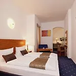 Atrium Charlottenburg Otel Berlin