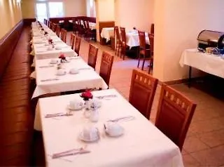 Atrium Charlottenburg Otel