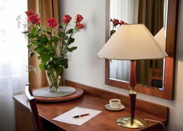 Atrium Charlottenburg 3*