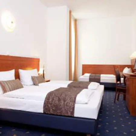 Hotel Atrium Charlottenburg 3*