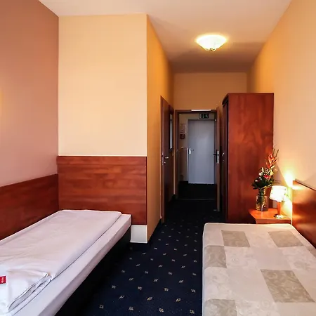 Otel Atrium Charlottenburg