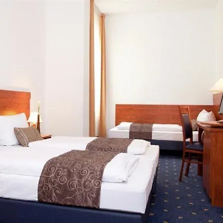 Hotel Atrium Charlottenburg 3*