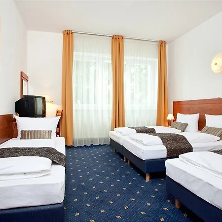Hotel Atrium Charlottenburg 3*
