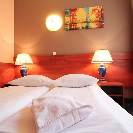 Atrium Charlottenburg 3*