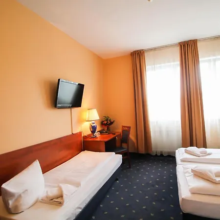 Atrium Charlottenburg 3*