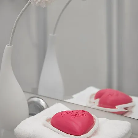 夏洛滕堡阿图姆酒店 酒店 3*