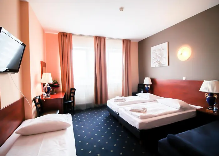 Hotel Atrium Charlottenburg 3*