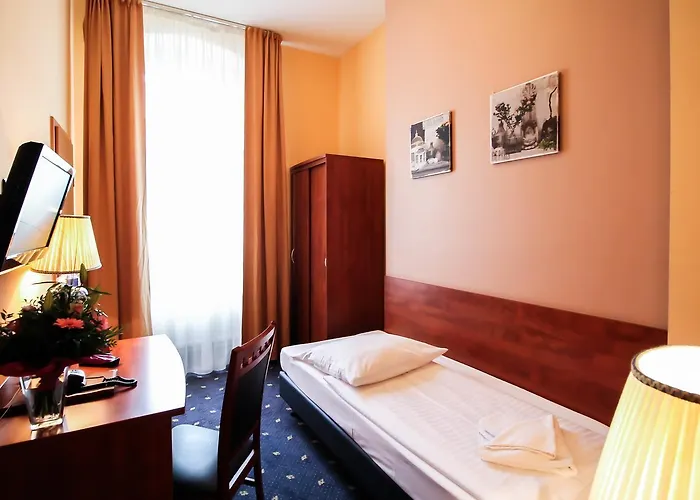Atrium Charlottenburg Hotel 3*