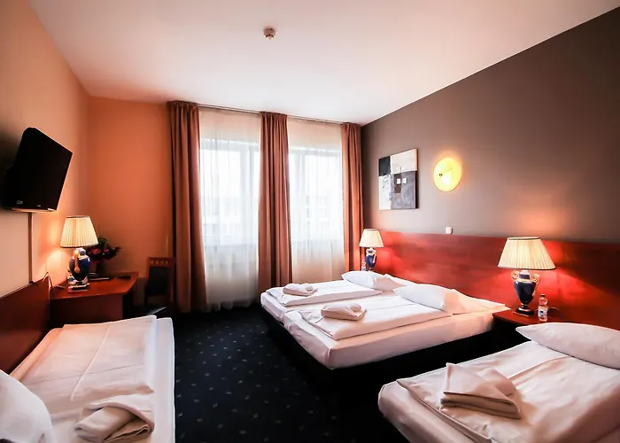 Atrium Charlottenburg 3*