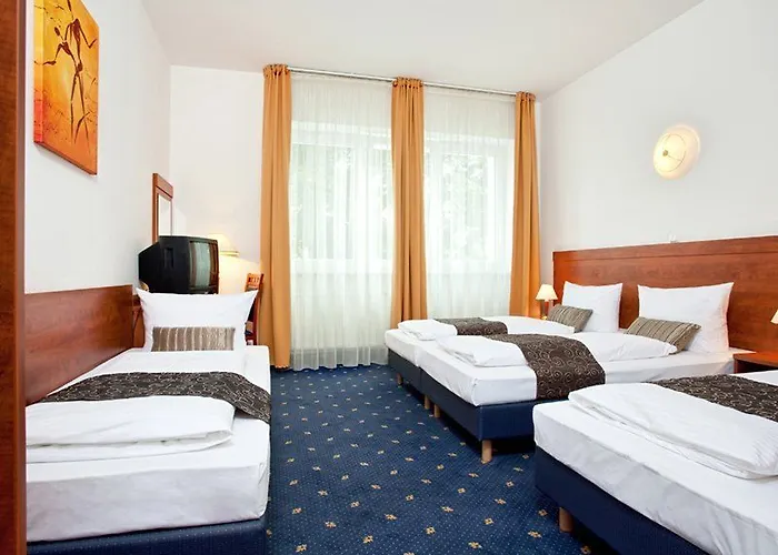 Hotel Atrium Charlottenburg 3*