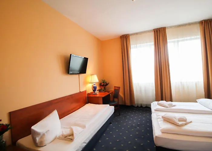 Atrium Charlottenburg 3*